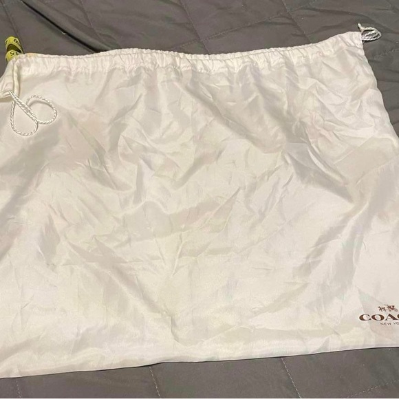 COACH Shoulder Bag - Picture 8 of 8